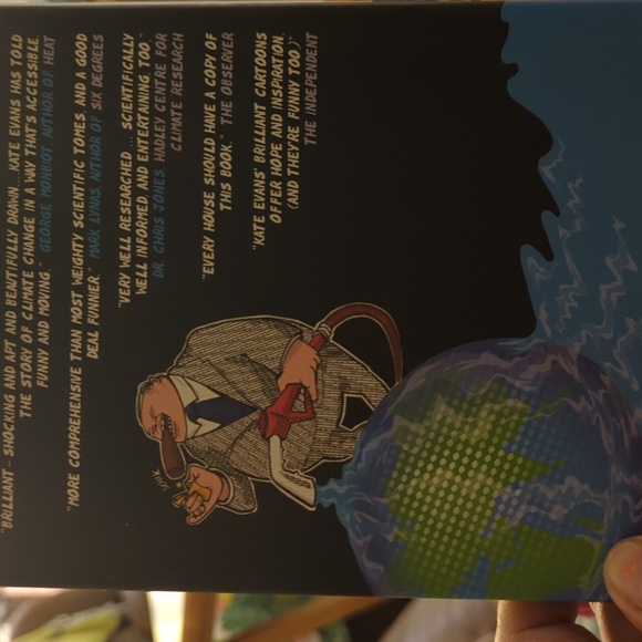 Weird Weather new graphic comic children's book by Kate Evans - Picture 3 of 3